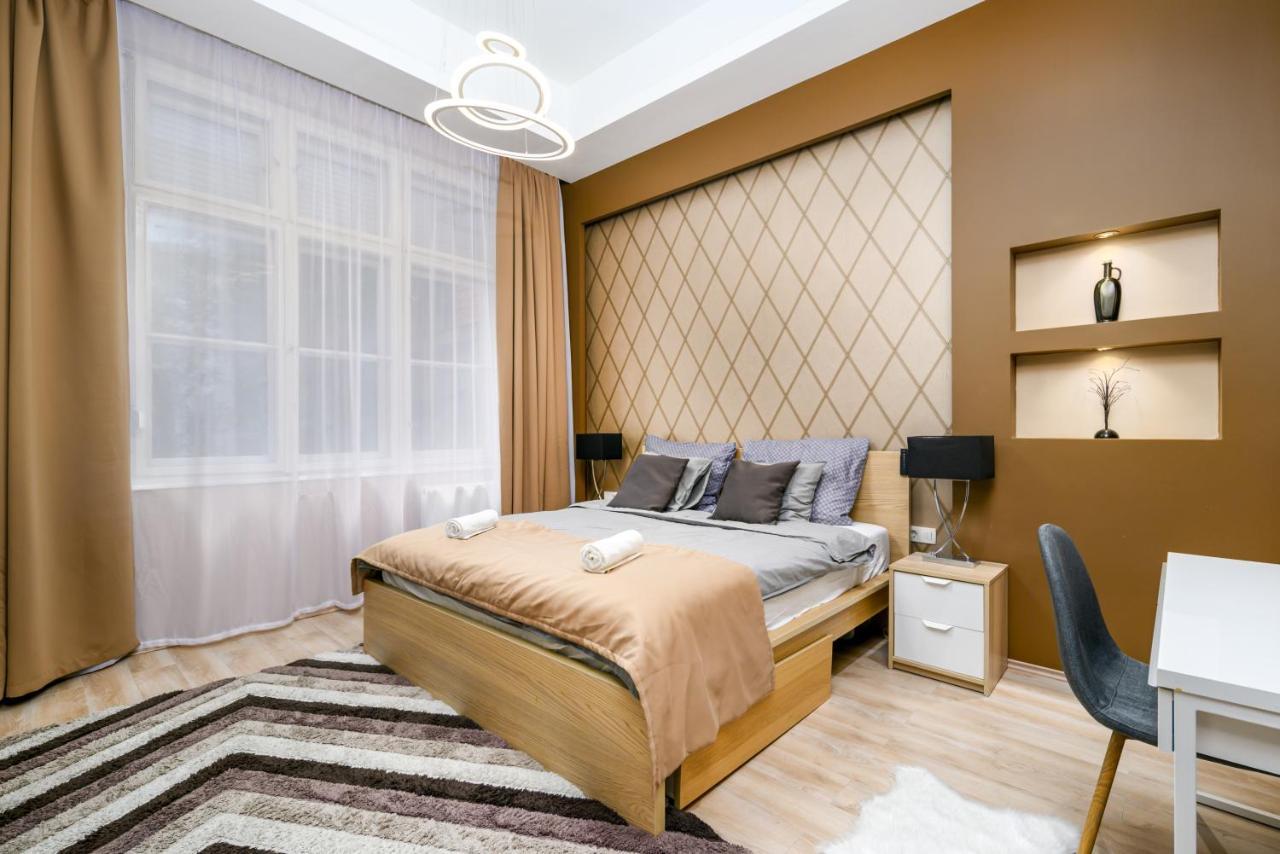 Downtown Deluxe-Two Bedroom Apartment With Sauna Budapest Ngoại thất bức ảnh